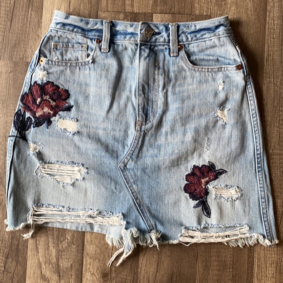 Abercrombie & Fitch mini skirt size 25 - Picture 2 of 11
